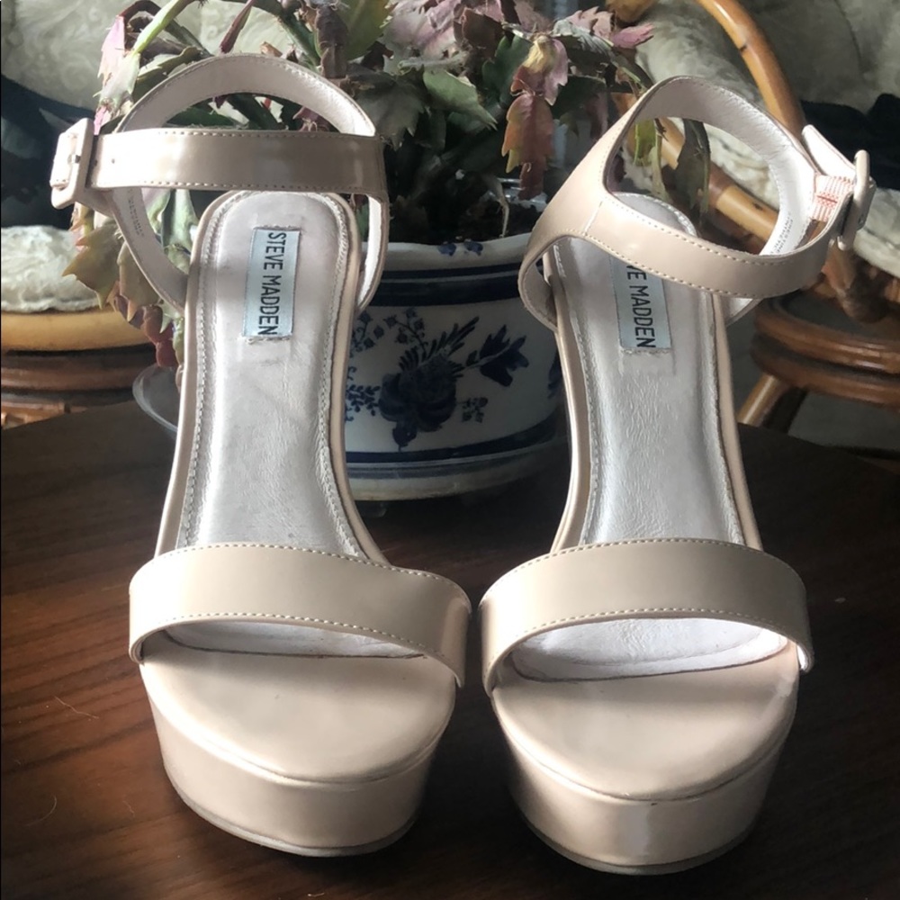 Steve Madden Prestine Natural Nude Platform Wedge